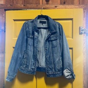 Rock ‘n’ roll denim jacket size large